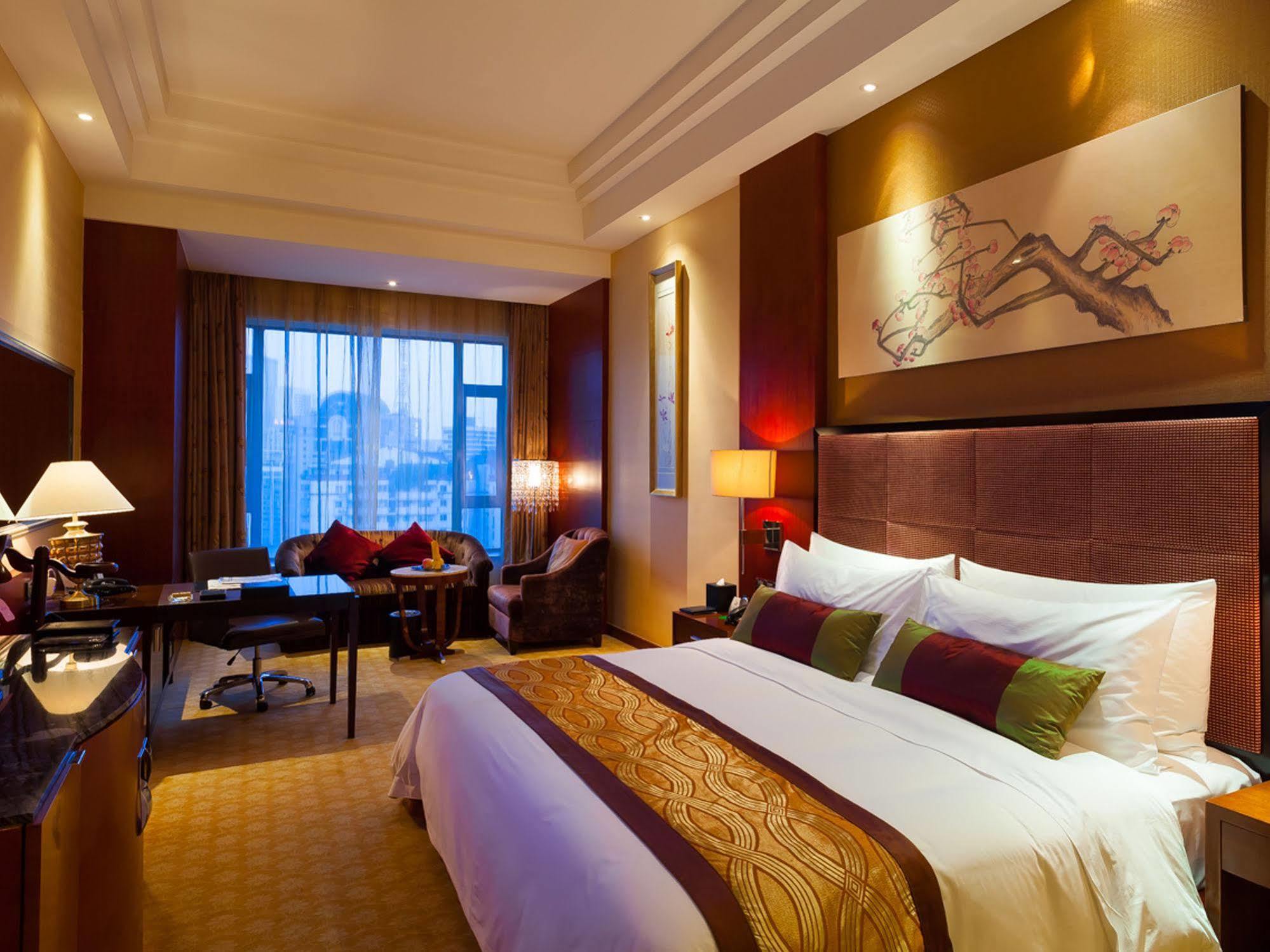 Celebrity City Hotel Chengdu Exterior photo
